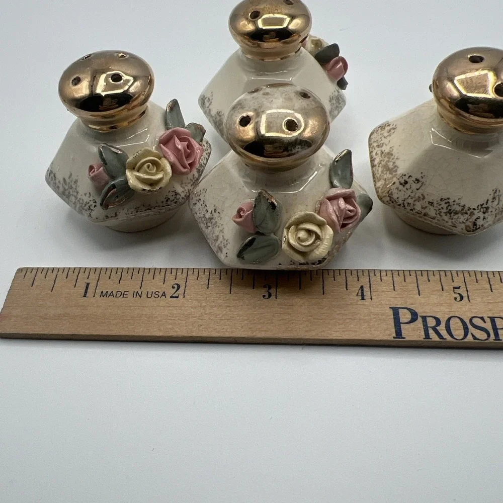 Vtg Lefton Salt N Pepper Set 3D Applied Flowers‎ Gold Accent Porcelain Japan AC